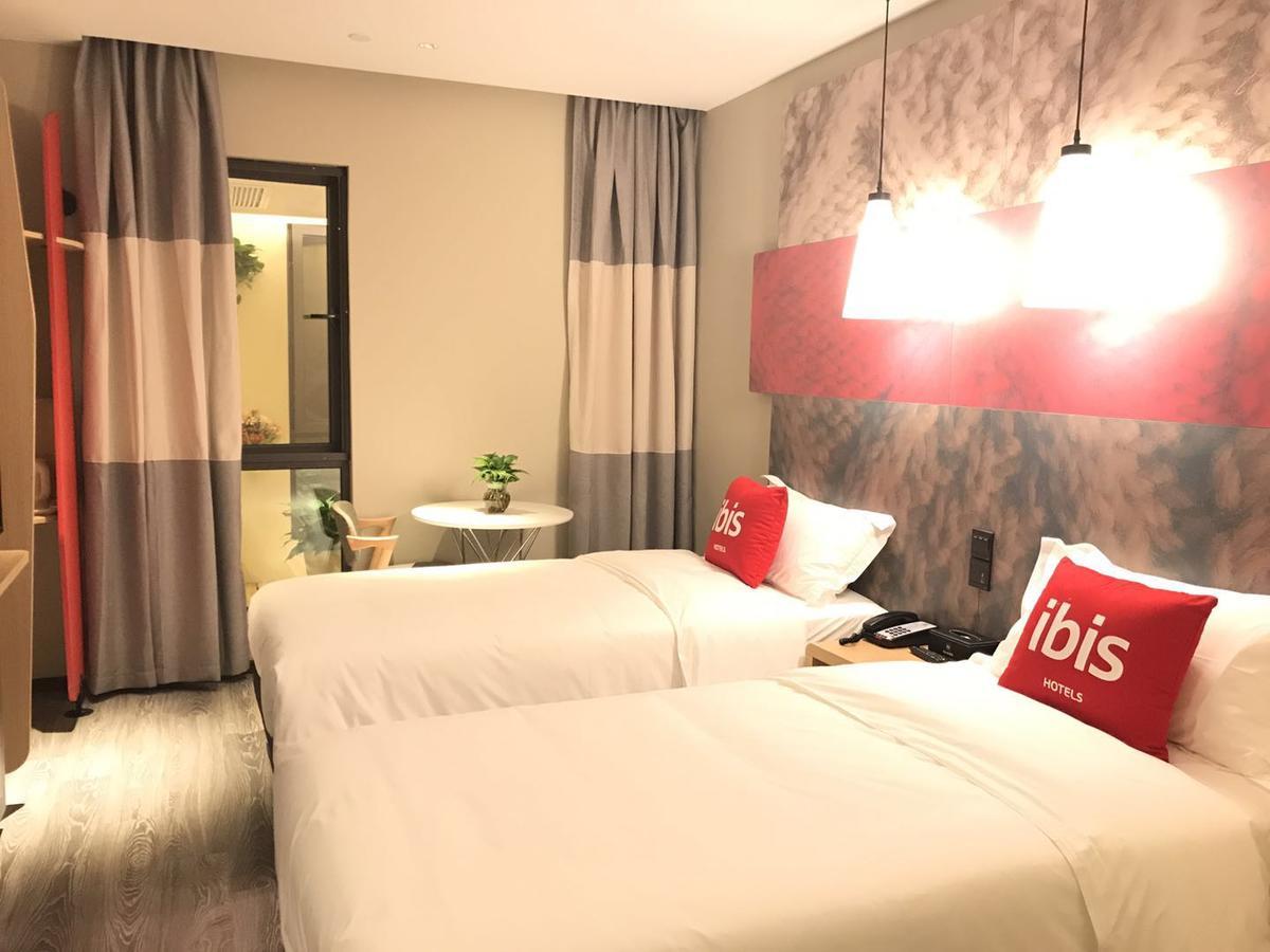 Ibis Shanghai North The Bund Zhoujiazui Road Kültér fotó